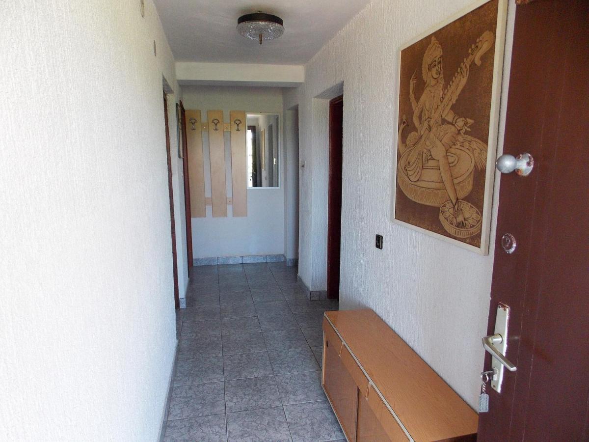 Apartments Miro Kornic Exterior photo